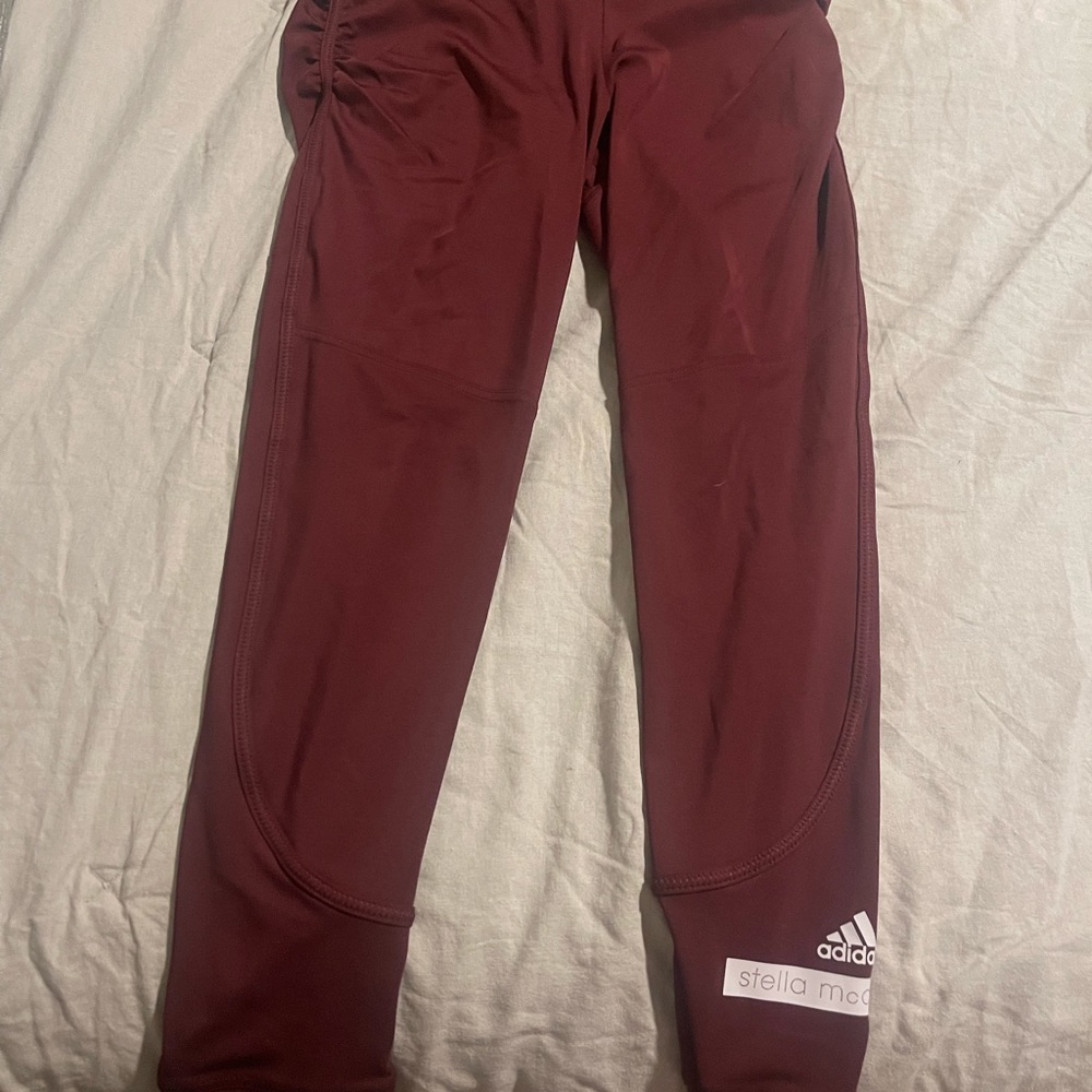 Stella McCartney Adidas leggings.